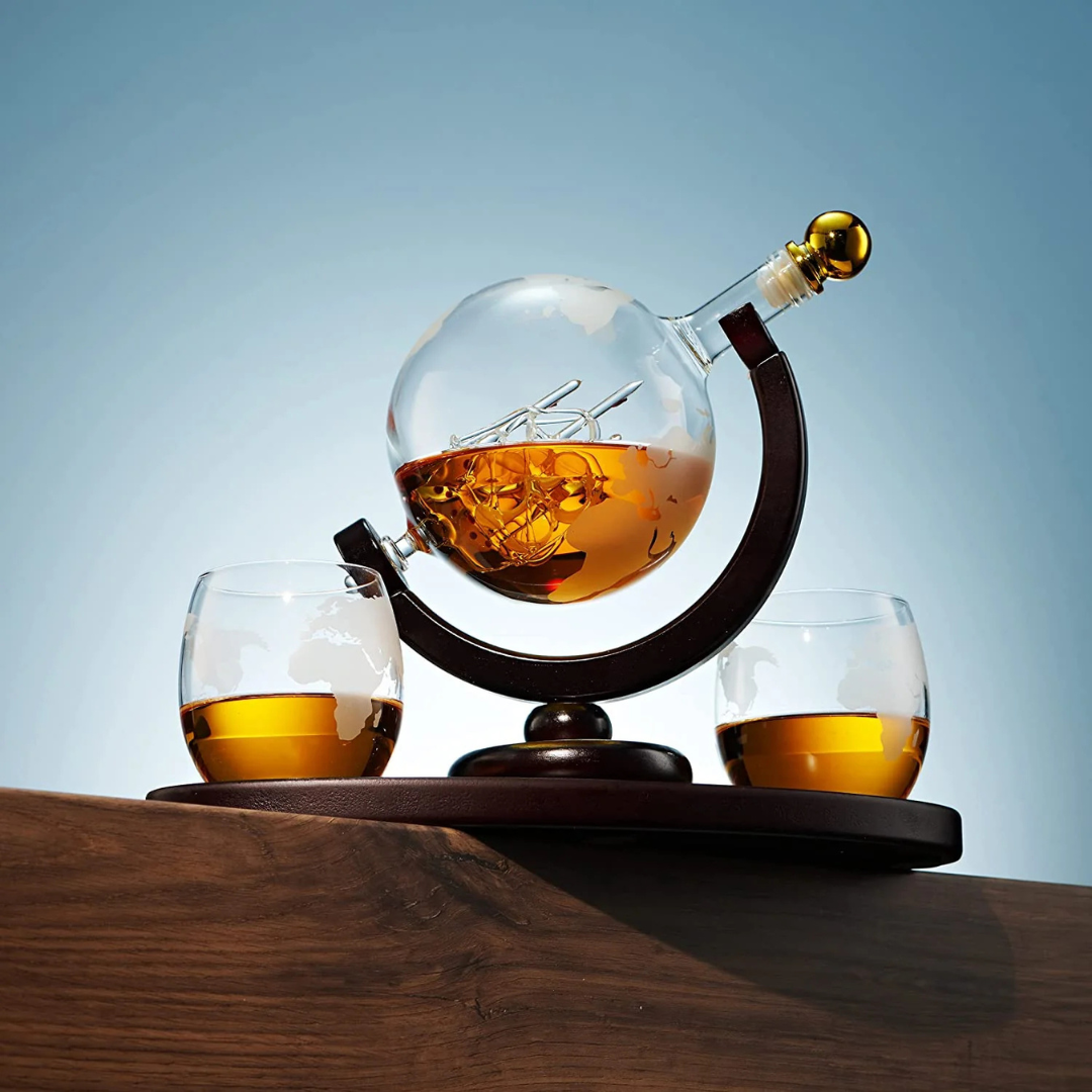 Globe Decanter Set - 1 Decanter - 2 Glasses