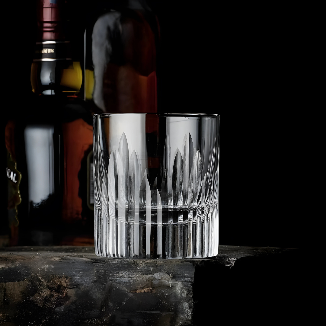 Sovereign Old-Fashioned Whiskey Glass - Pack Of 6 - Made with Sapphire Crystal