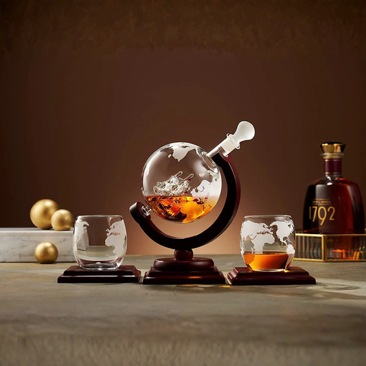 Globe Decanter Set - 1 Decanter - 2 Glasses