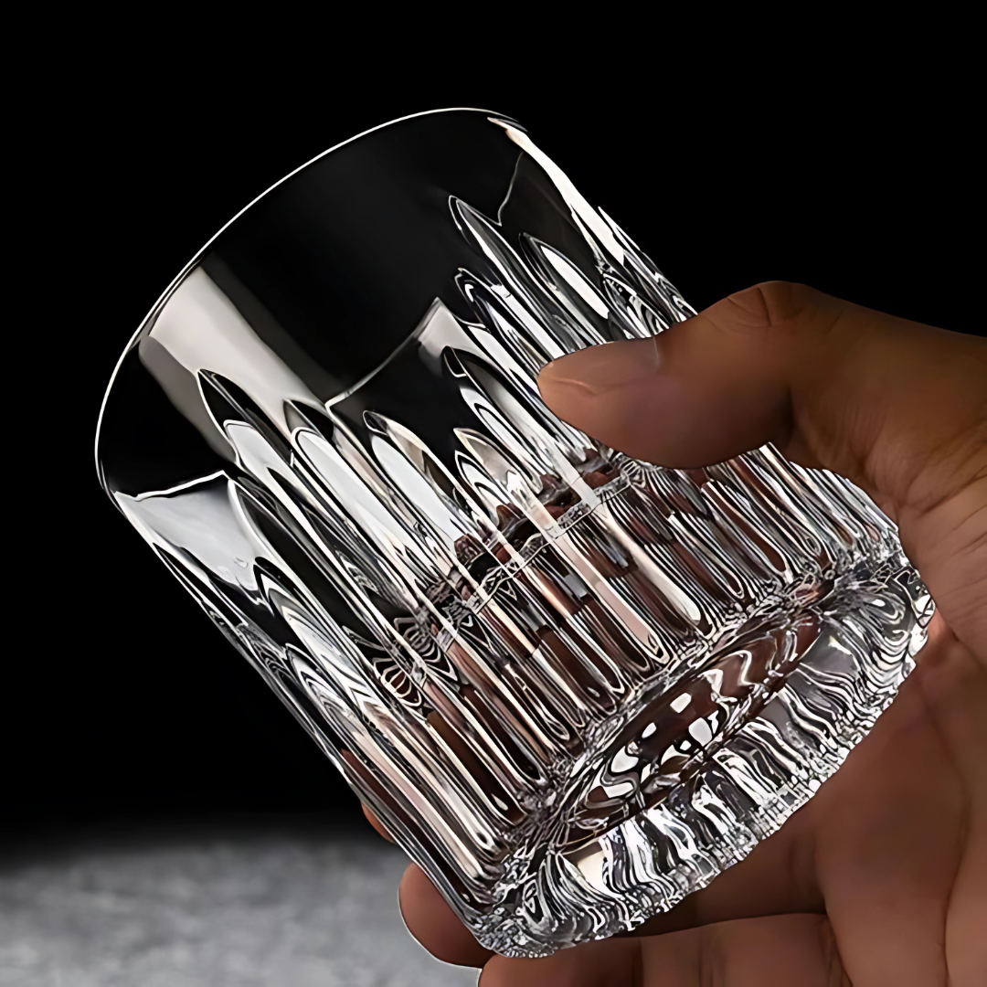 Sovereign Old-Fashioned Whiskey Glass - Pack Of 6 - Made with Sapphire Crystal