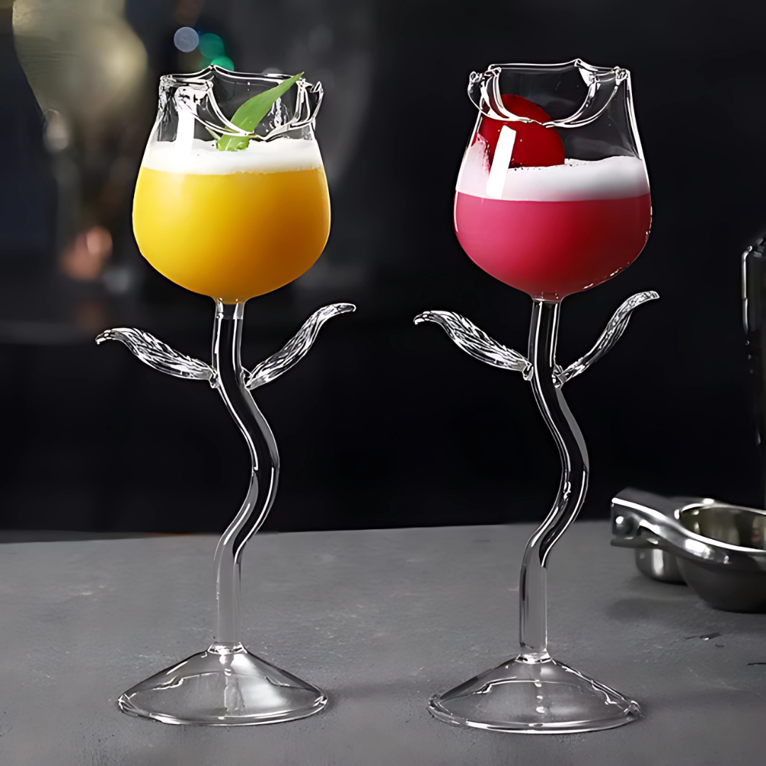 Rose Shaped Glass With Glass Straw