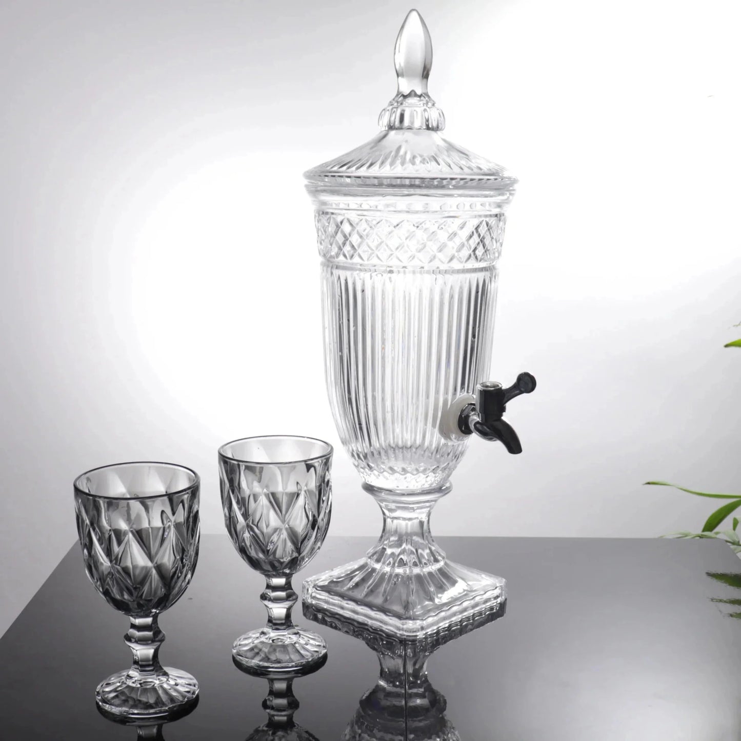 THE WINE & JUICE PITCHER SET