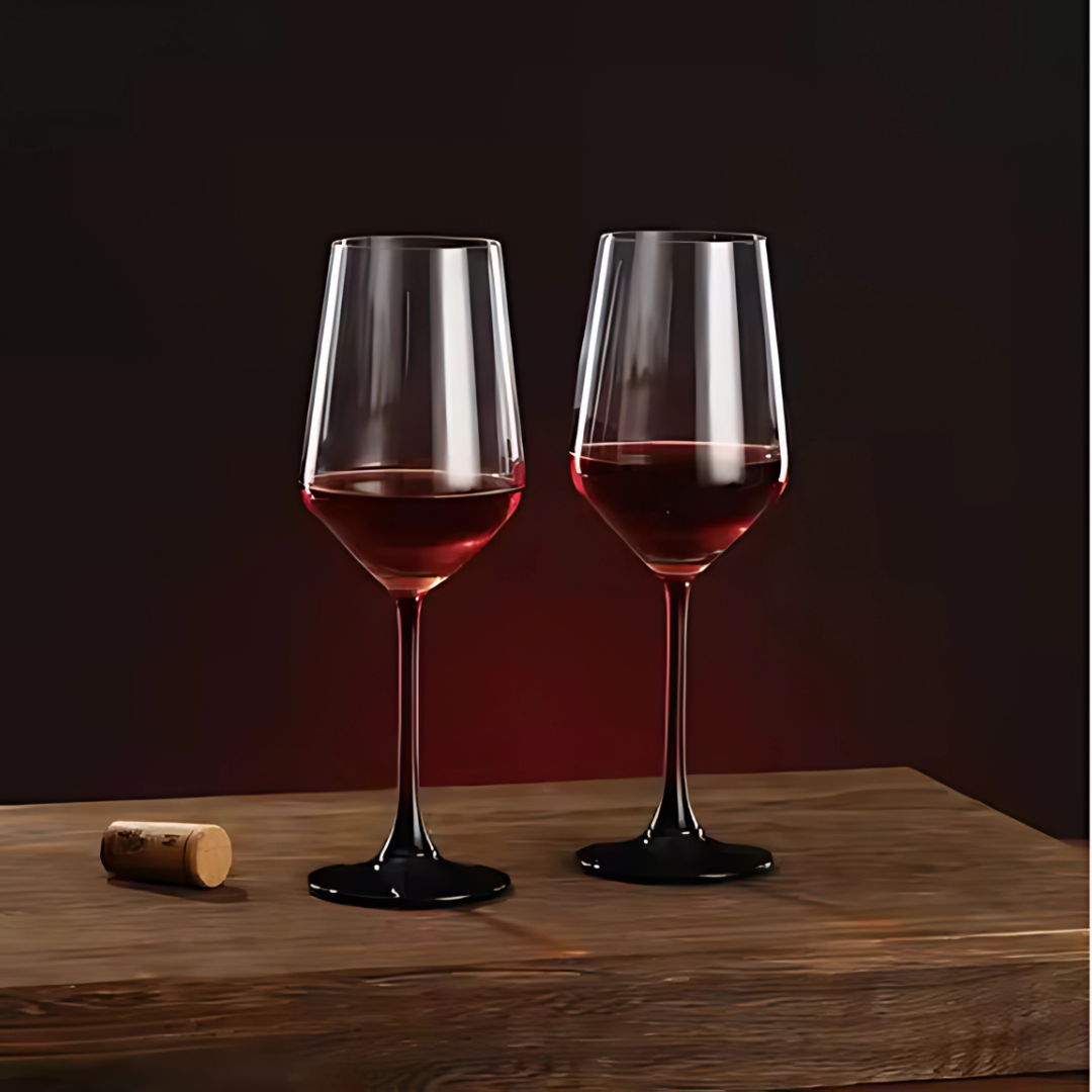 Red Bodied Wine Glass (Pack Of 4)