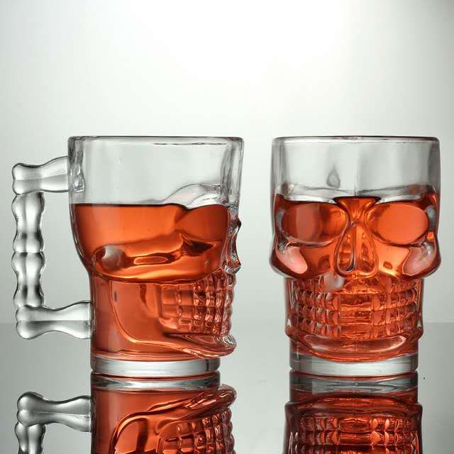 Skull-shaped Beer Glass Mug with unique design for beer.